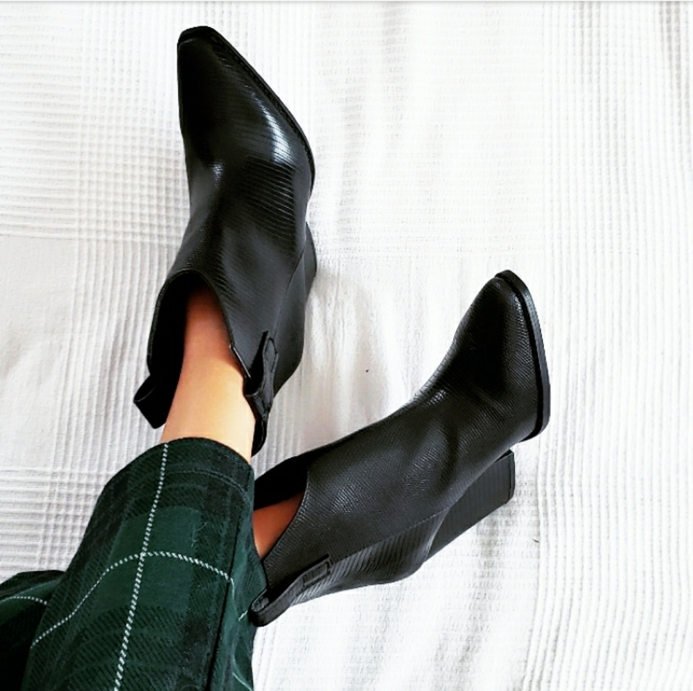 Fall Edit Collection// Black Boot - image 4